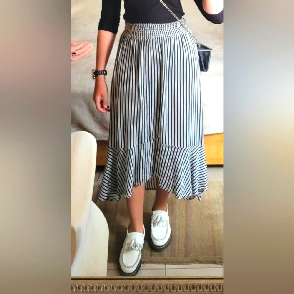 Pink Laundry Black and White Striped A-Line Skirt High Low . Fitted